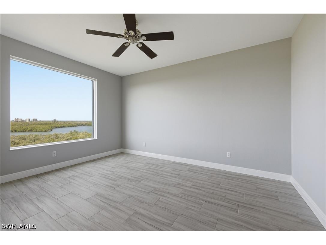 425 Cove Tower Dr #703 Naples FL 34110 226008522 image16
