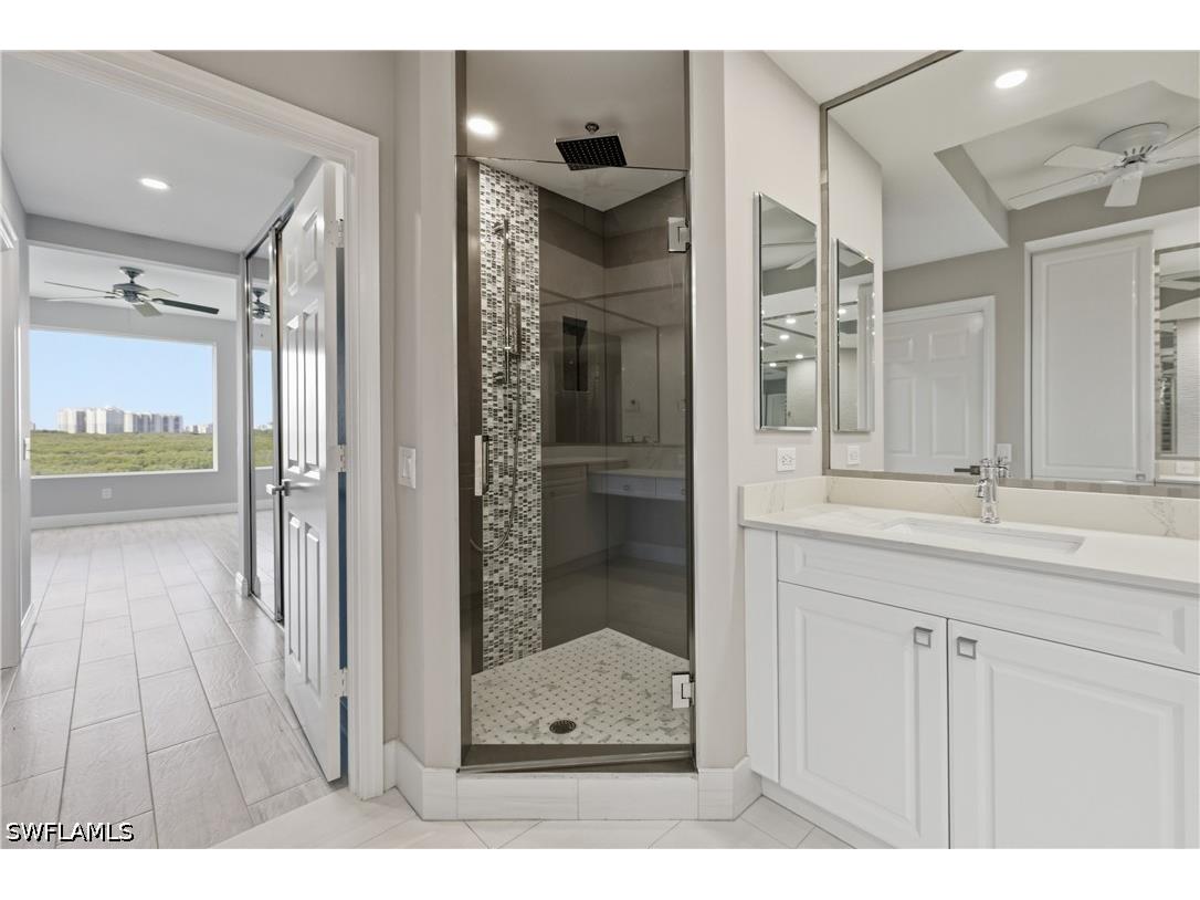 425 Cove Tower Dr #703 Naples FL 34110 226008522 image21