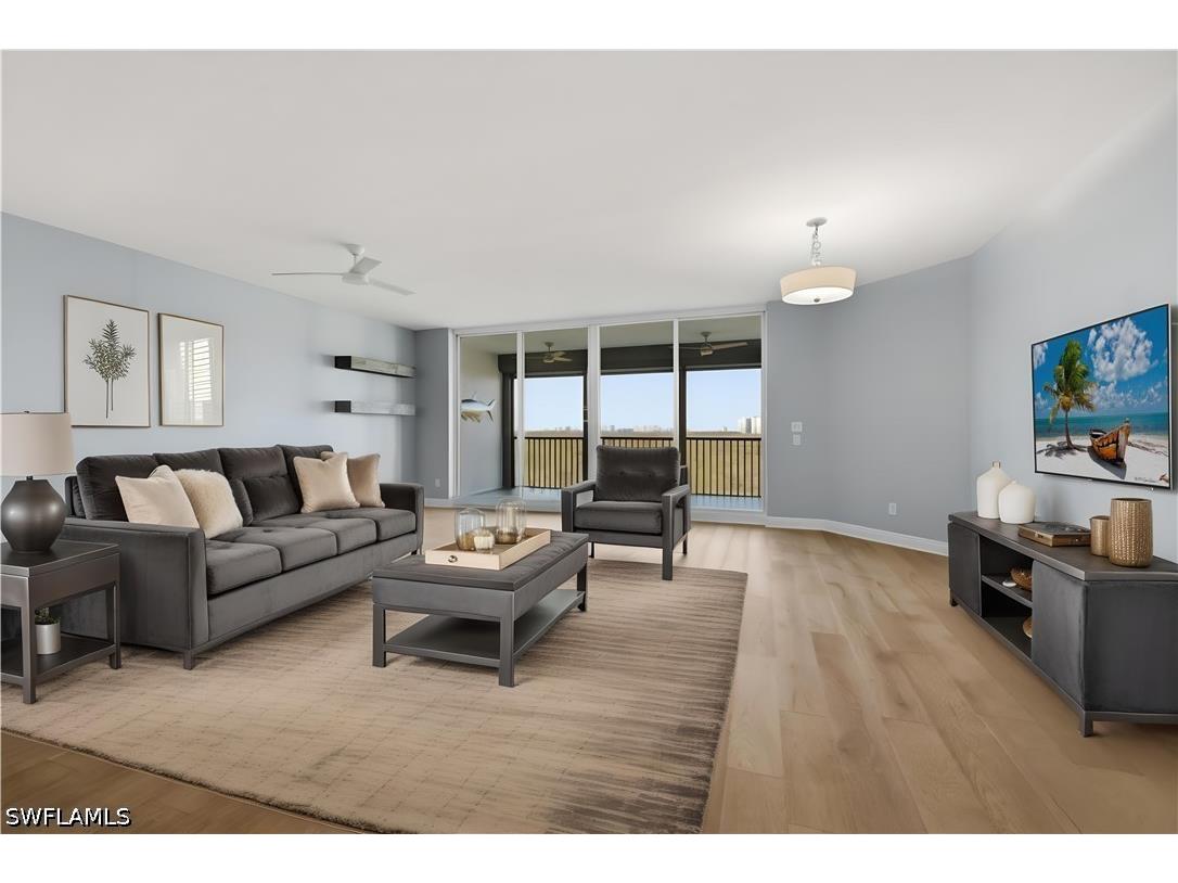 425 Cove Tower Dr #703 Naples FL 34110 226008522 image3