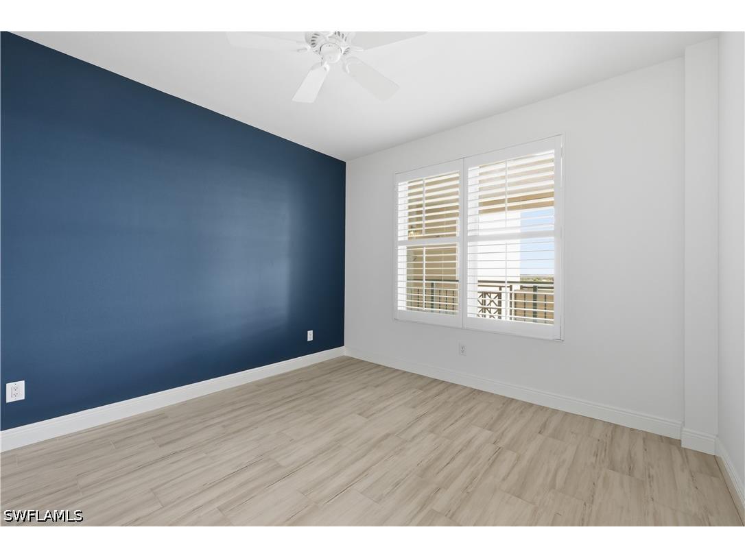 425 Cove Tower Dr #703 Naples FL 34110 226008522 image33