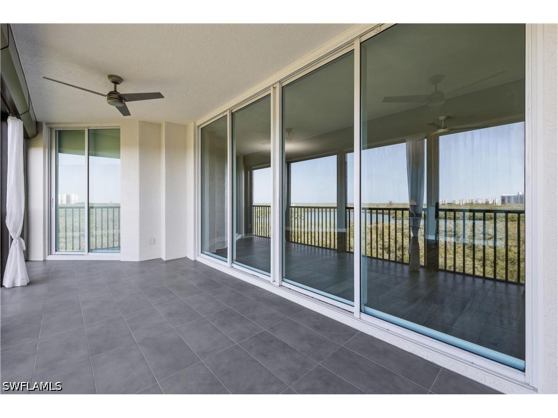 425 Cove Tower Dr #703 Naples FL 34110 226008522 image38