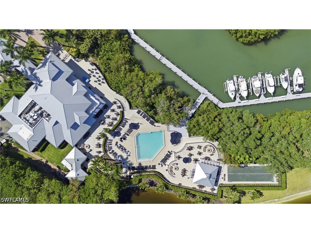 425 Cove Tower Dr #703 Naples FL 34110 226008522 image39