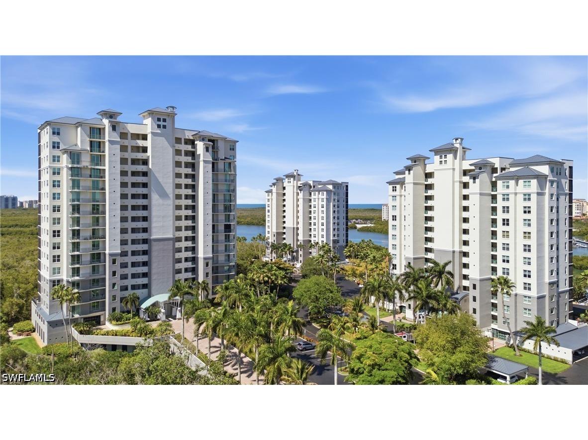 425 Cove Tower Dr #703 Naples FL 34110 226008522 image44