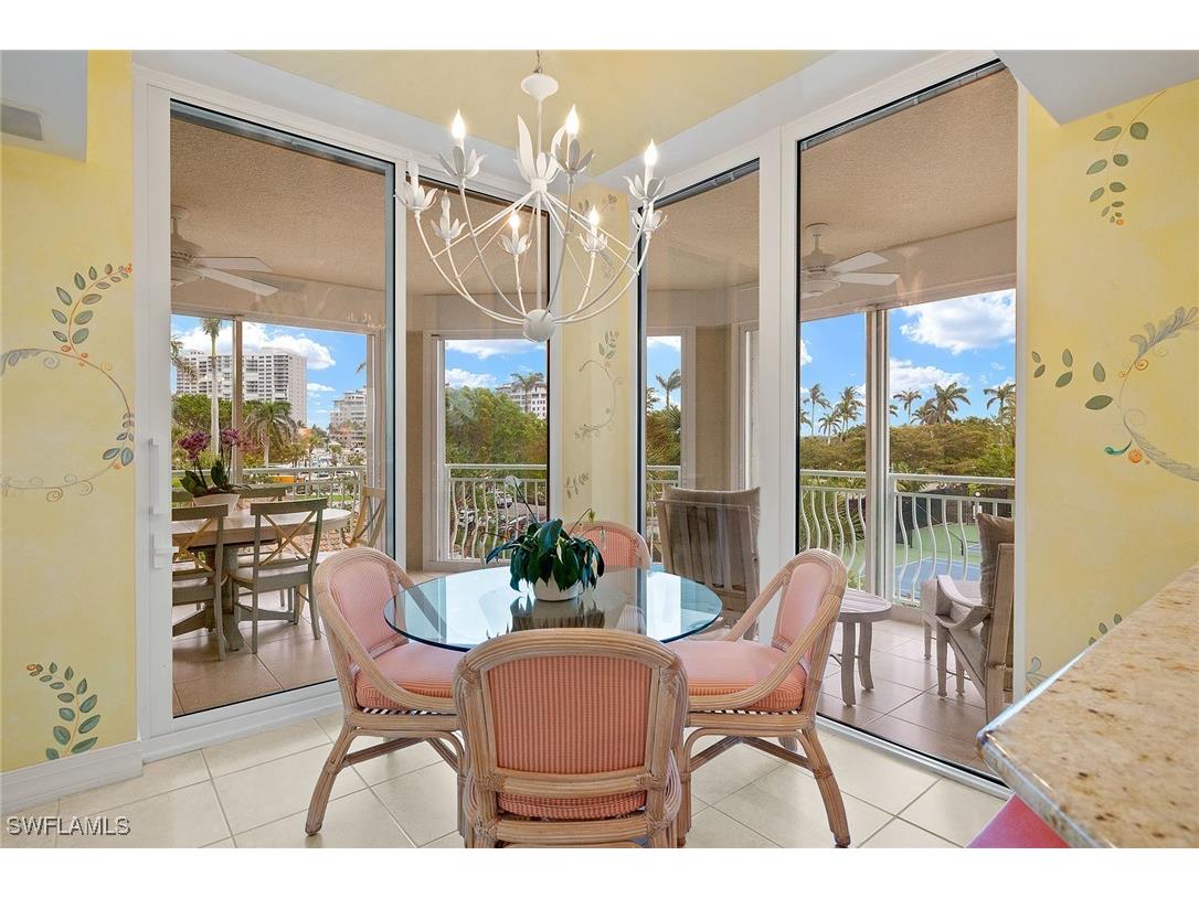 425 Dockside Drive #301 Naples FL 34110 225034119 image10