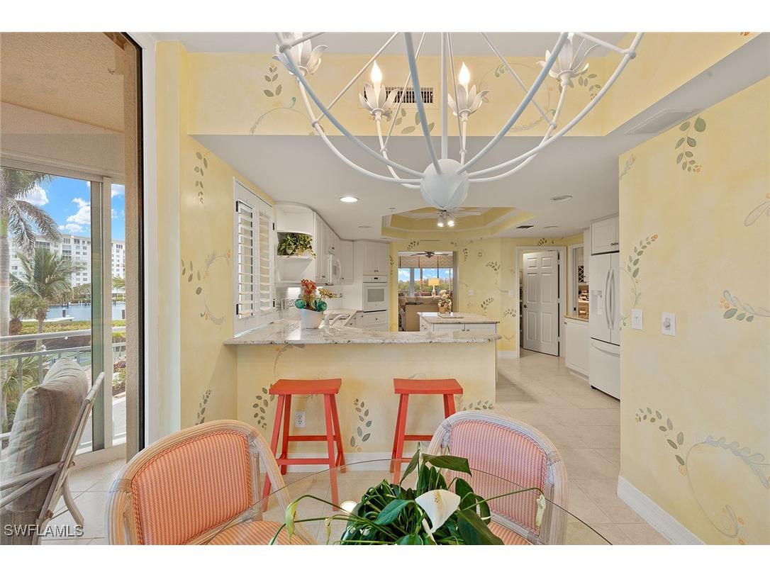 425 Dockside Drive #301 Naples FL 34110 225034119 image11