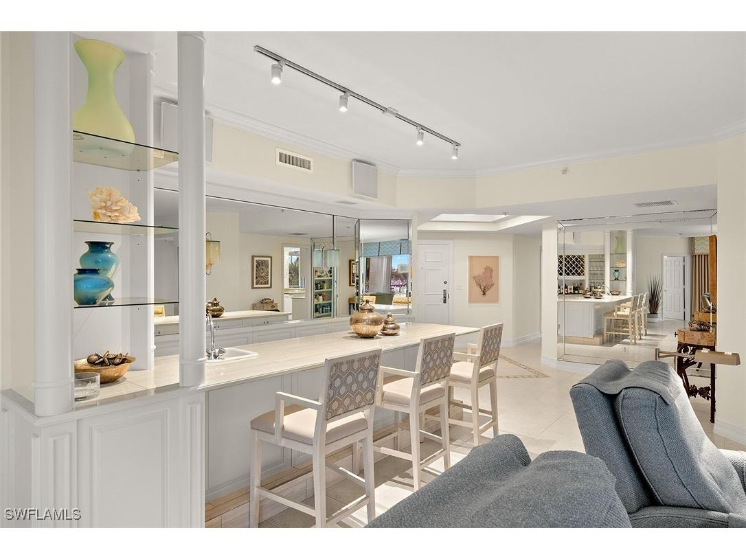 425 Dockside Drive #301 Naples FL 34110 225034119 image13