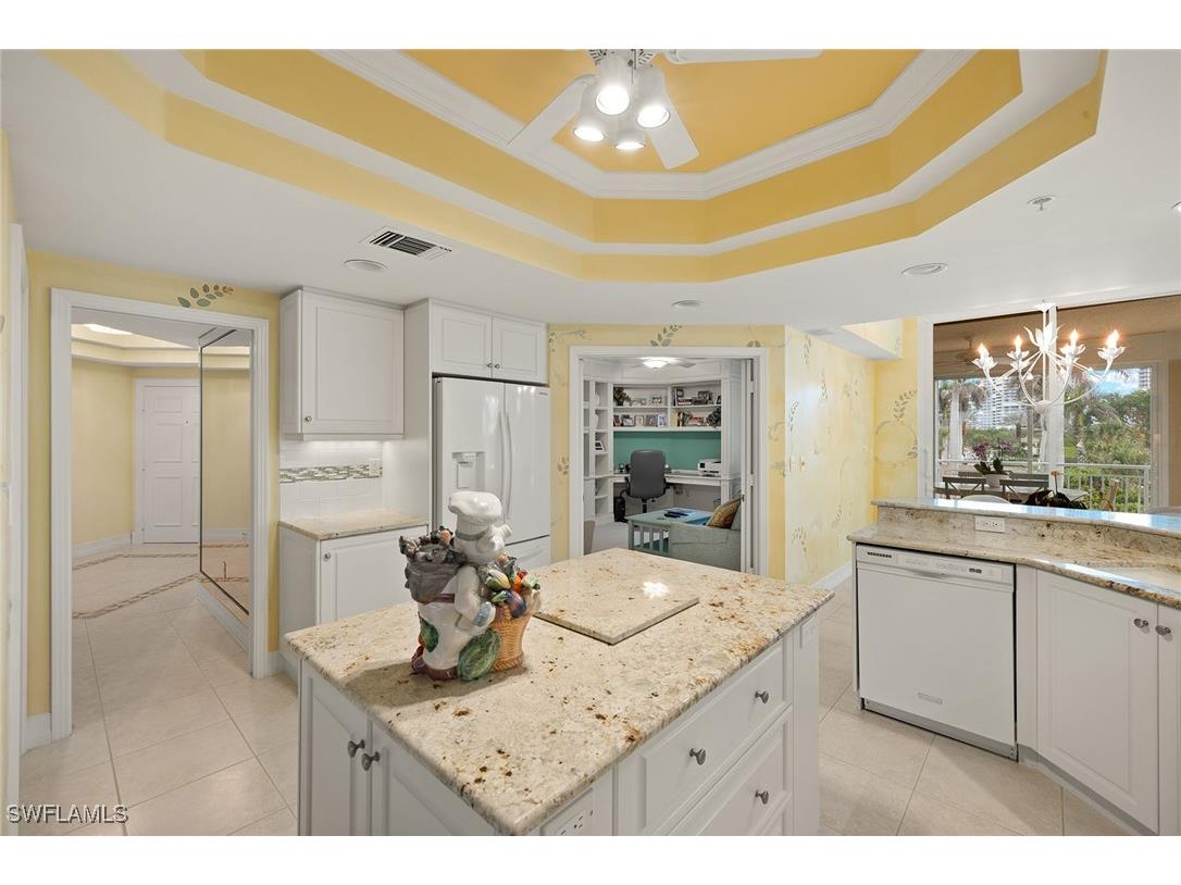 425 Dockside Drive #301 Naples FL 34110 225034119 image17