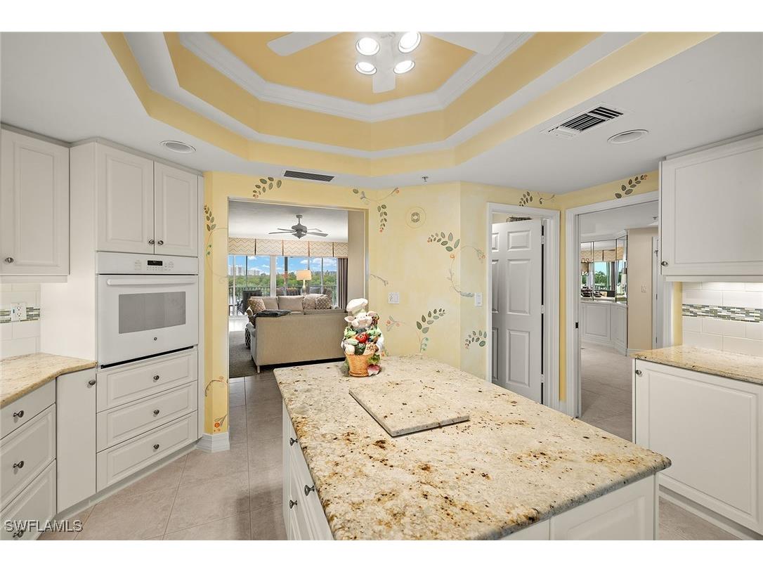 425 Dockside Drive #301 Naples FL 34110 225034119 image18