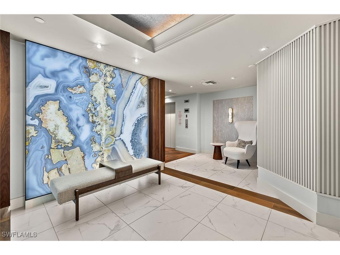 425 Dockside Drive #301 Naples FL 34110 225034119 image2