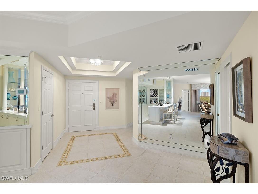 425 Dockside Drive #301 Naples FL 34110 225034119 image3