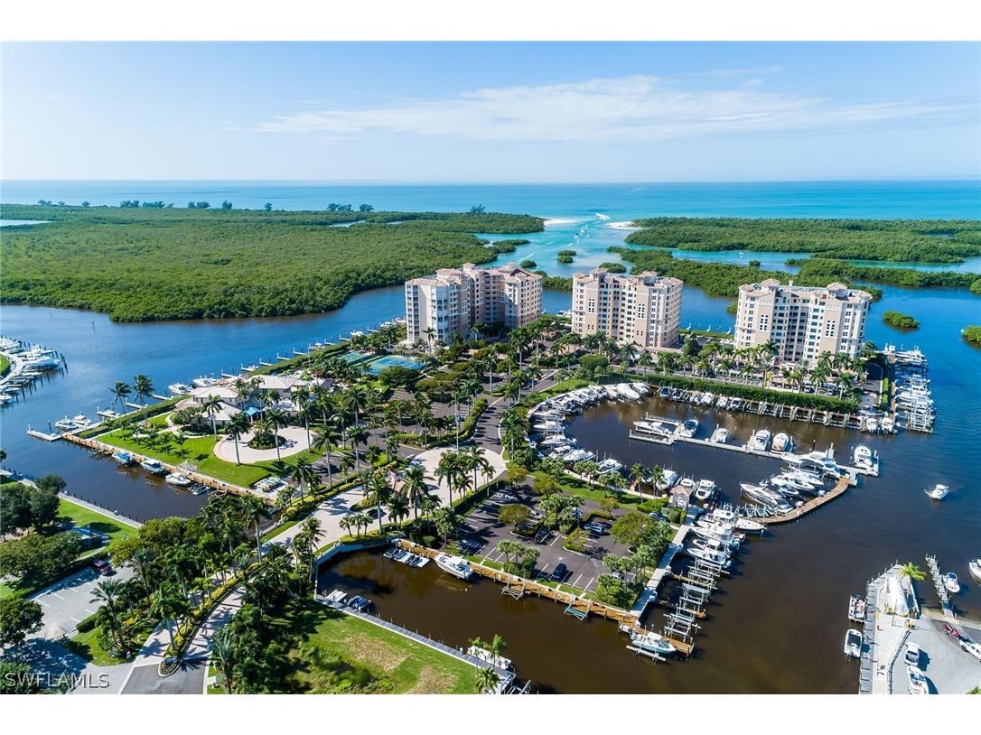 425 Dockside Drive #303 Naples FL 34110 222072767 image1