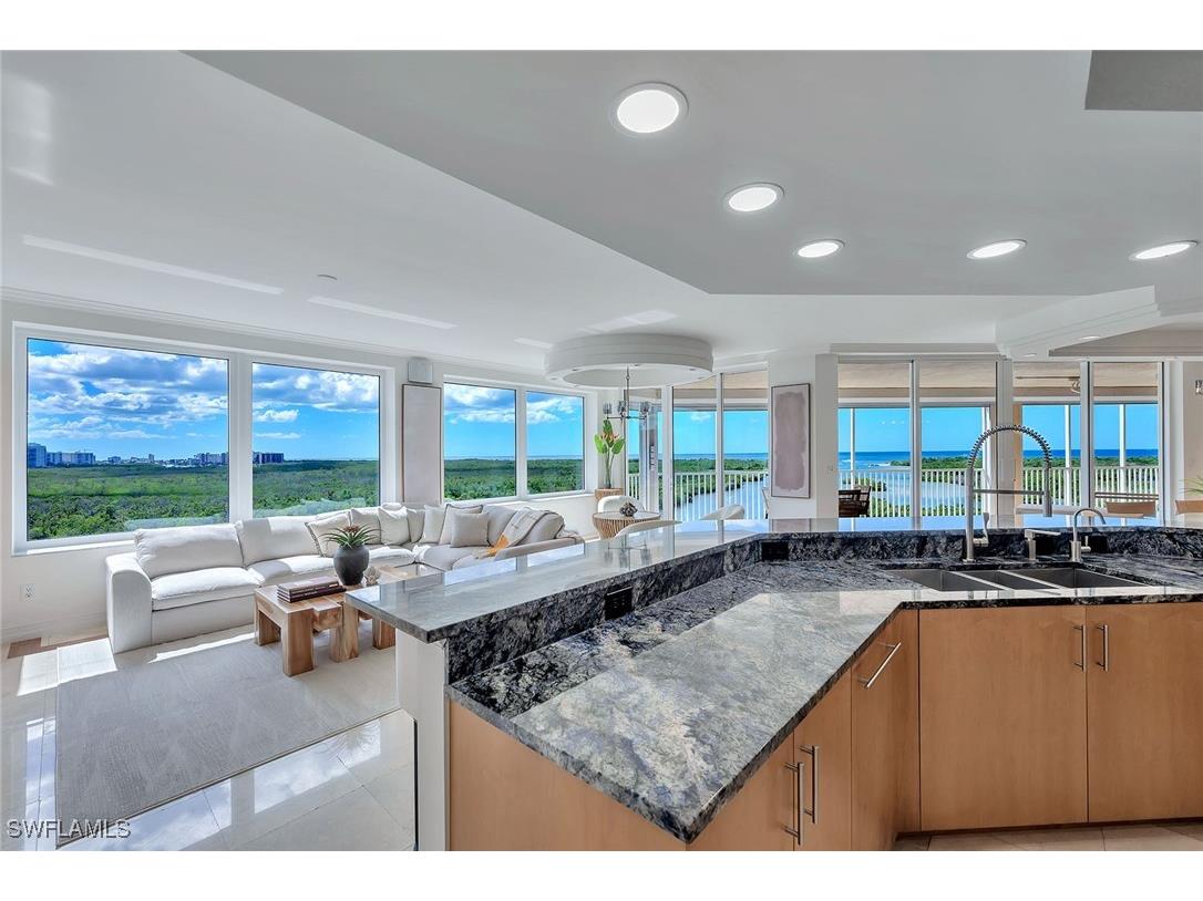 425 Dockside Drive #804 Naples FL 34110 225076089 image16