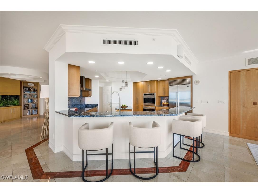 425 Dockside Drive #804 Naples FL 34110 225076089 image19