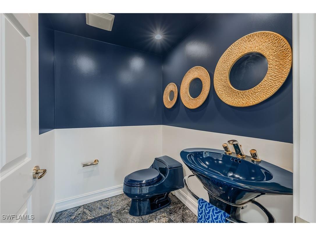 425 Dockside Drive #804 Naples FL 34110 225076089 image21