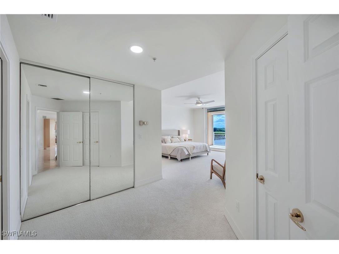 425 Dockside Drive #804 Naples FL 34110 225076089 image28