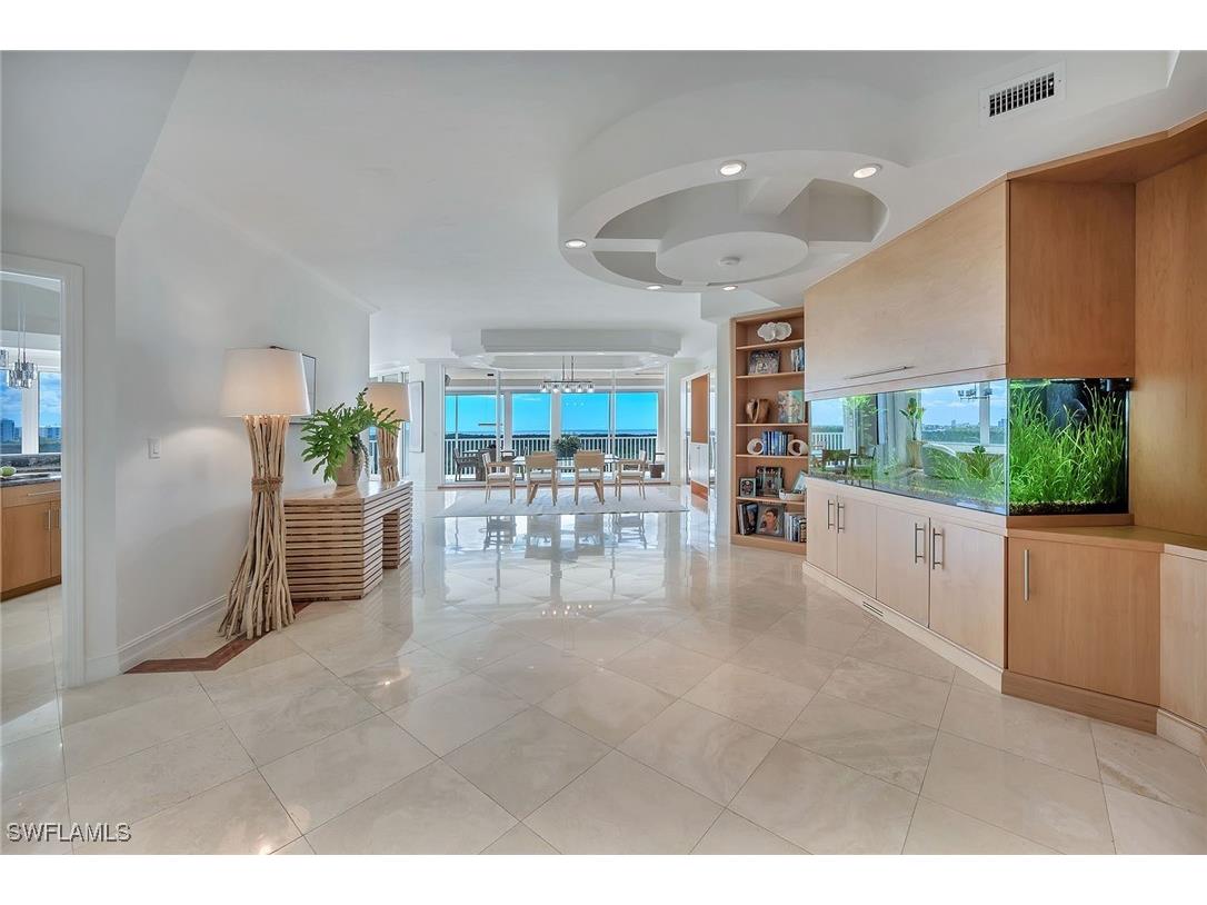 425 Dockside Drive #804 Naples FL 34110 225076089 image3