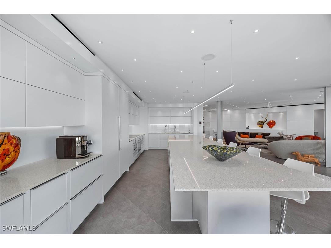 425 Dockside Drive #905 Naples FL 34110 225036586 image16