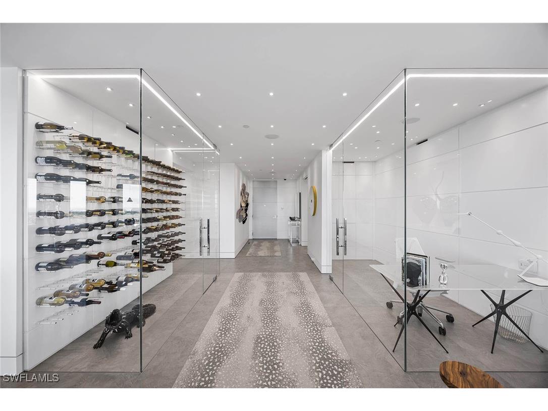 425 Dockside Drive #905 Naples FL 34110 225036586 image48