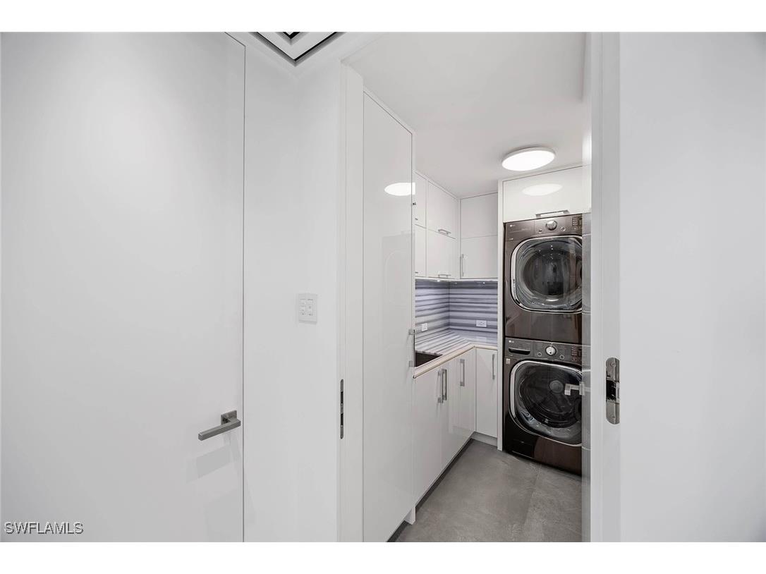 425 Dockside Drive #905 Naples FL 34110 225036586 image50