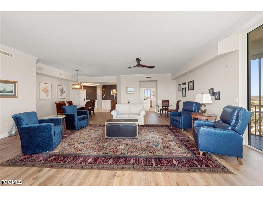 425 Dockside Drive #PH-1 Naples FL 34110 2026021454 image10