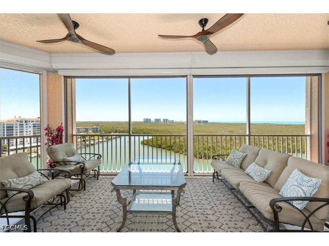 425 Dockside Drive #PH-1 Naples FL 34110 2026021454 image7