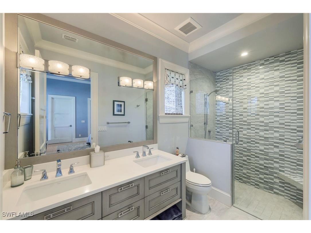 425 Harbour Drive Naples FL 34103 225055533 image17