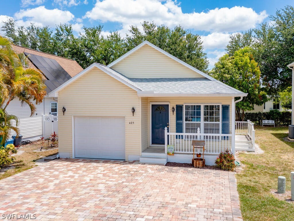 425 Leawood Circle Naples FL 34104 224034919 image1