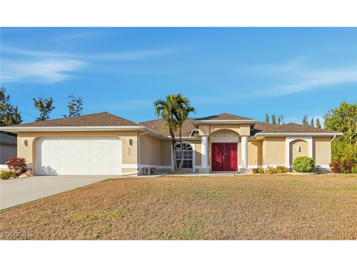 425 NE 19th Terrace Cape Coral FL 33909 2026002584 image1
