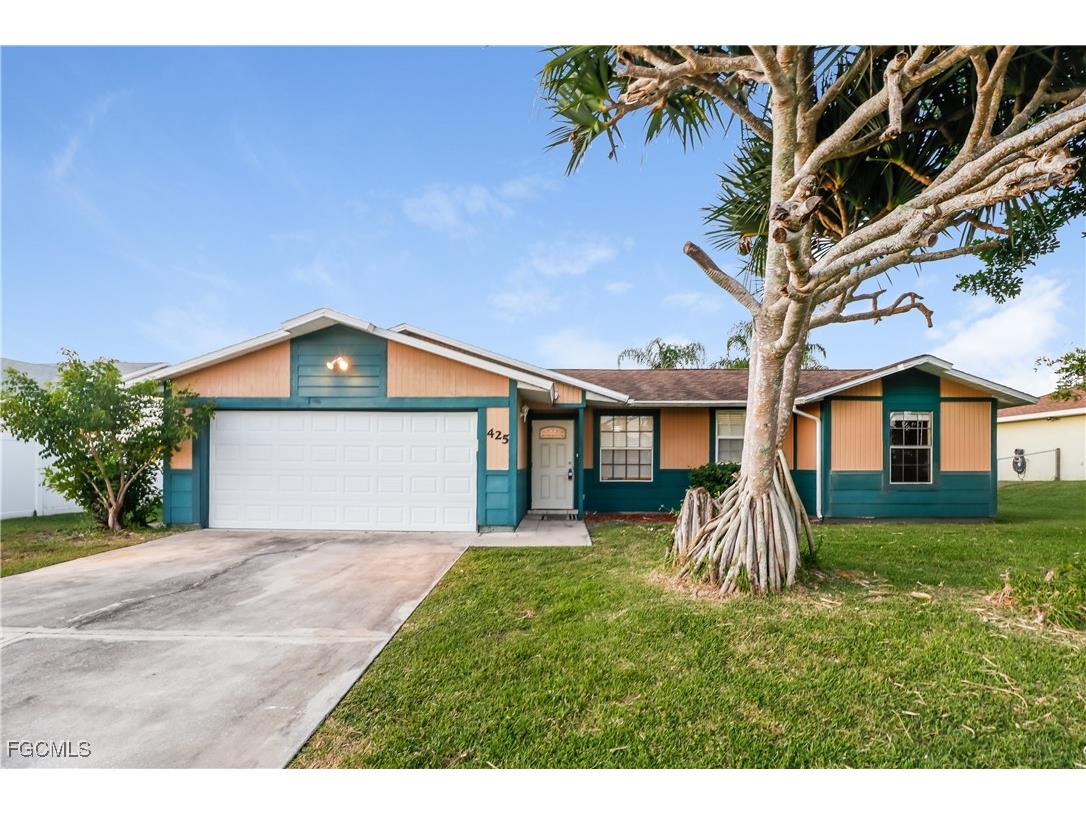 425 NW 4th Street Cape Coral FL 33993 2025009819 image1