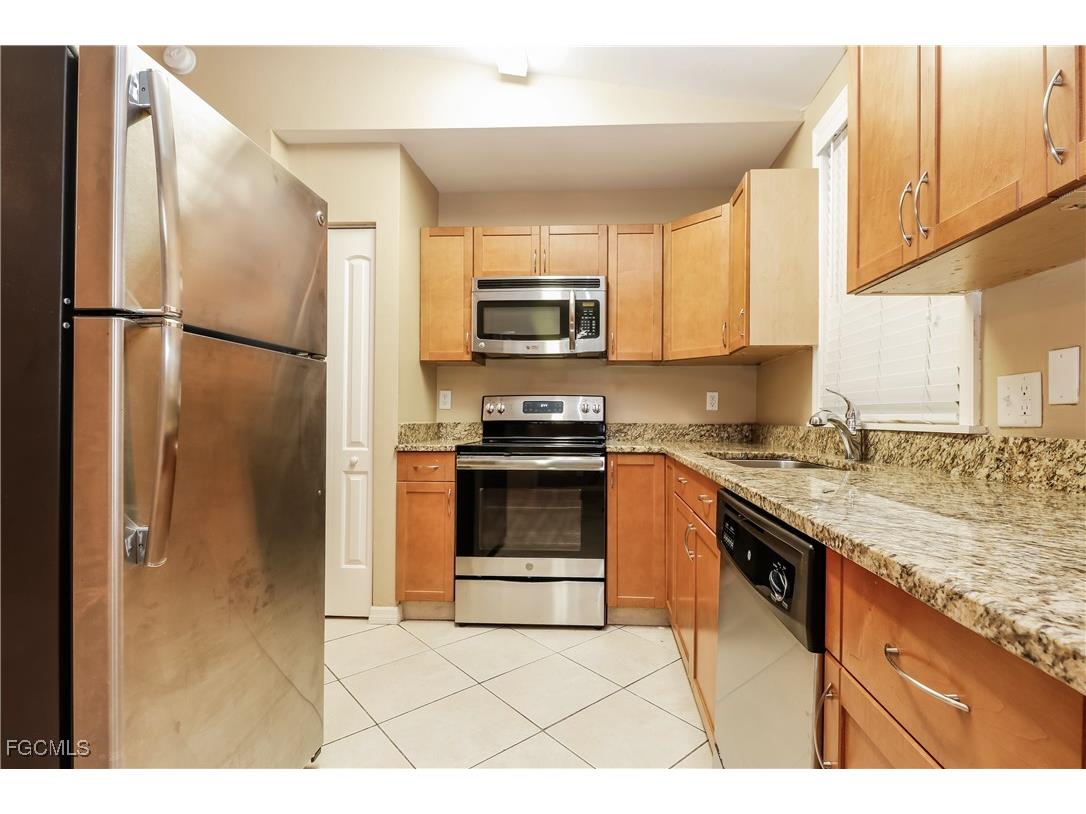 425 NW 4th Street Cape Coral FL 33993 2025009819 image7