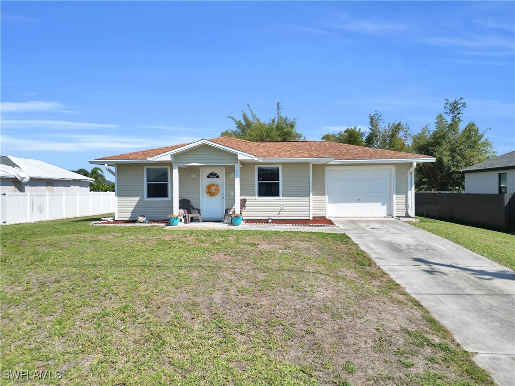 425 NW Juanita Court Cape Coral FL 33993 225026017 image1