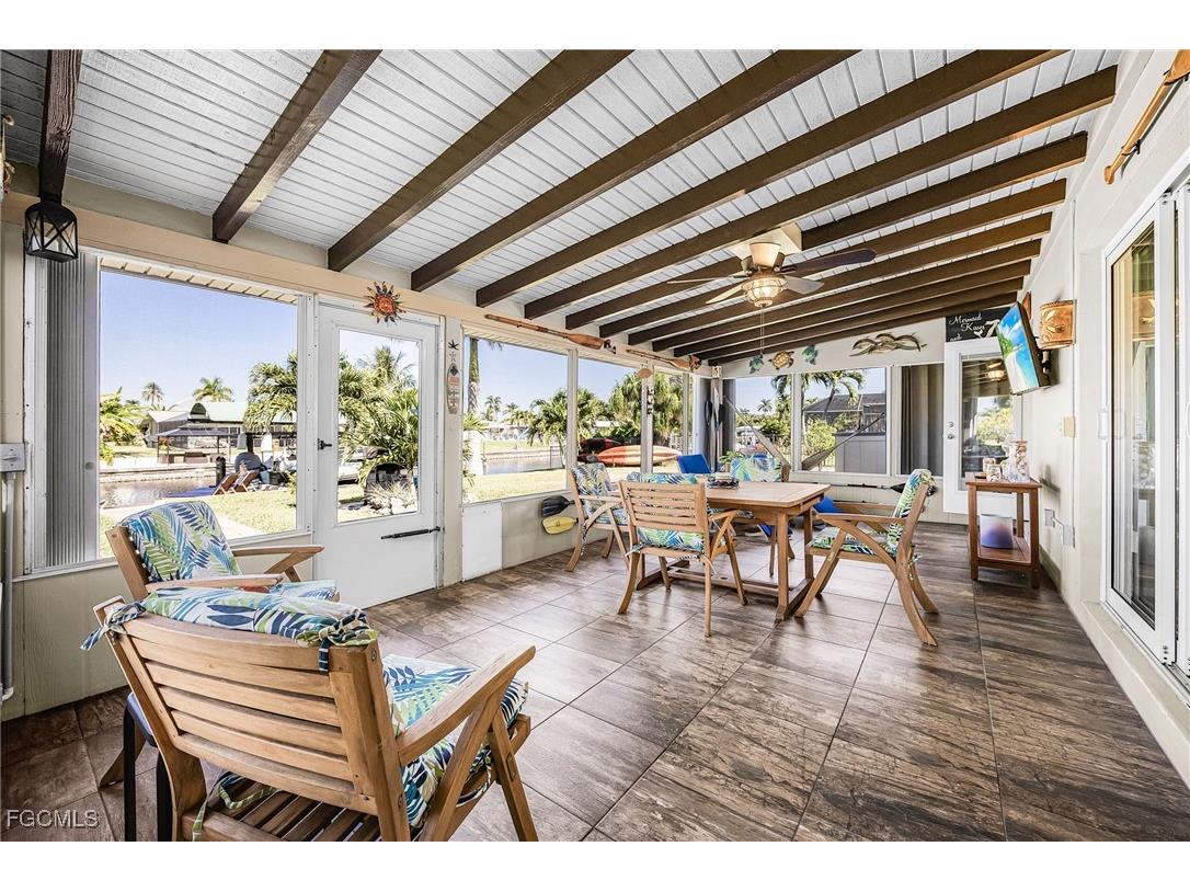 425 Pinecrest Court Cape Coral FL 33904 2025020552 image19