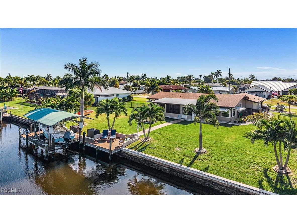 425 Pinecrest Court Cape Coral FL 33904 2025020552 image39