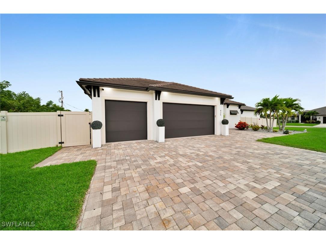425 SE 15th Street Cape Coral FL 33990 225082908 image3