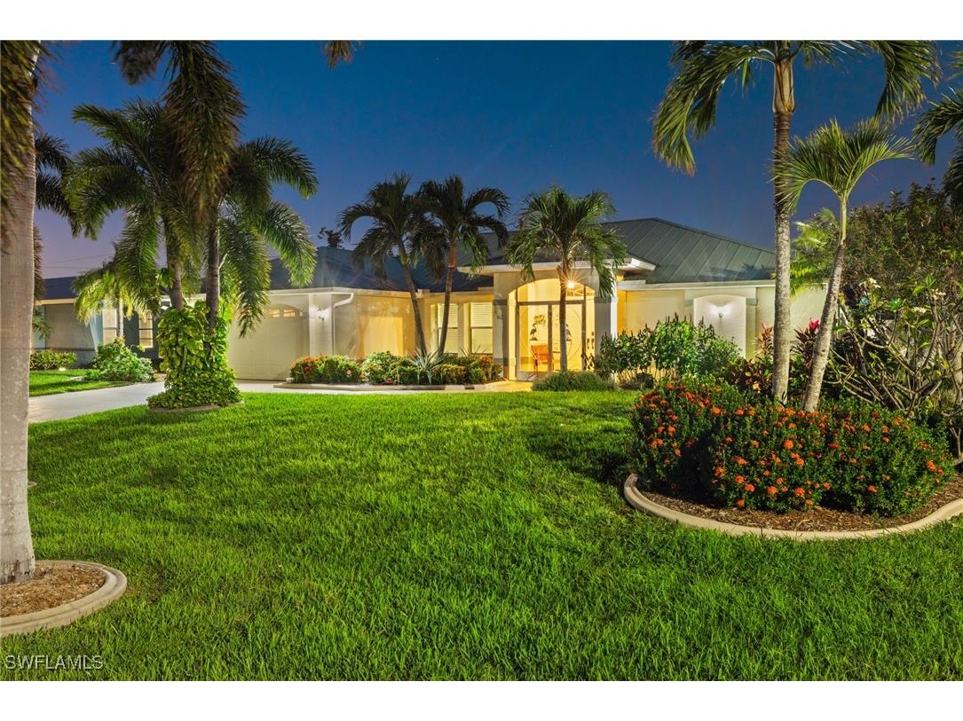 425 SE 22nd Terrace Cape Coral FL 33990 224096721 image1