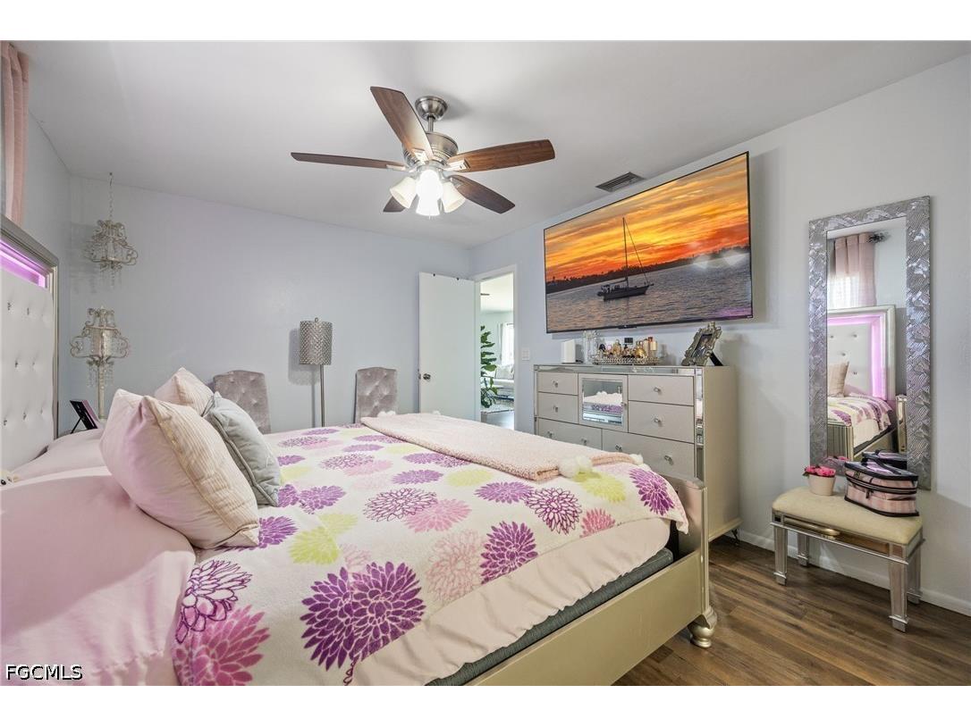425 SW 43rd Lane Cape Coral FL 33914 2026019155 image16