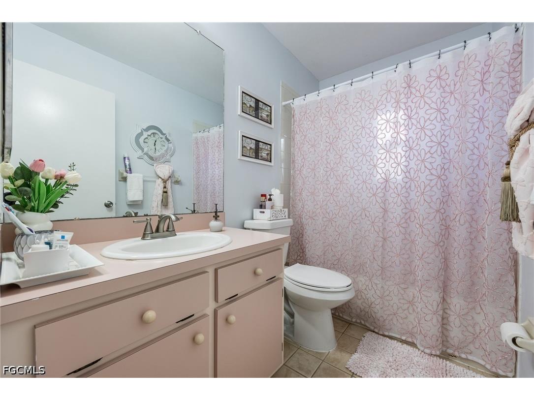 425 SW 43rd Lane Cape Coral FL 33914 2026019155 image19