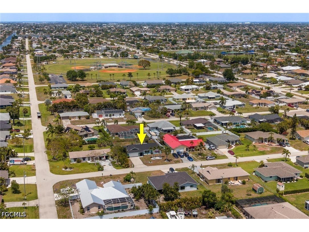425 SW 43rd Lane Cape Coral FL 33914 2026019155 image27