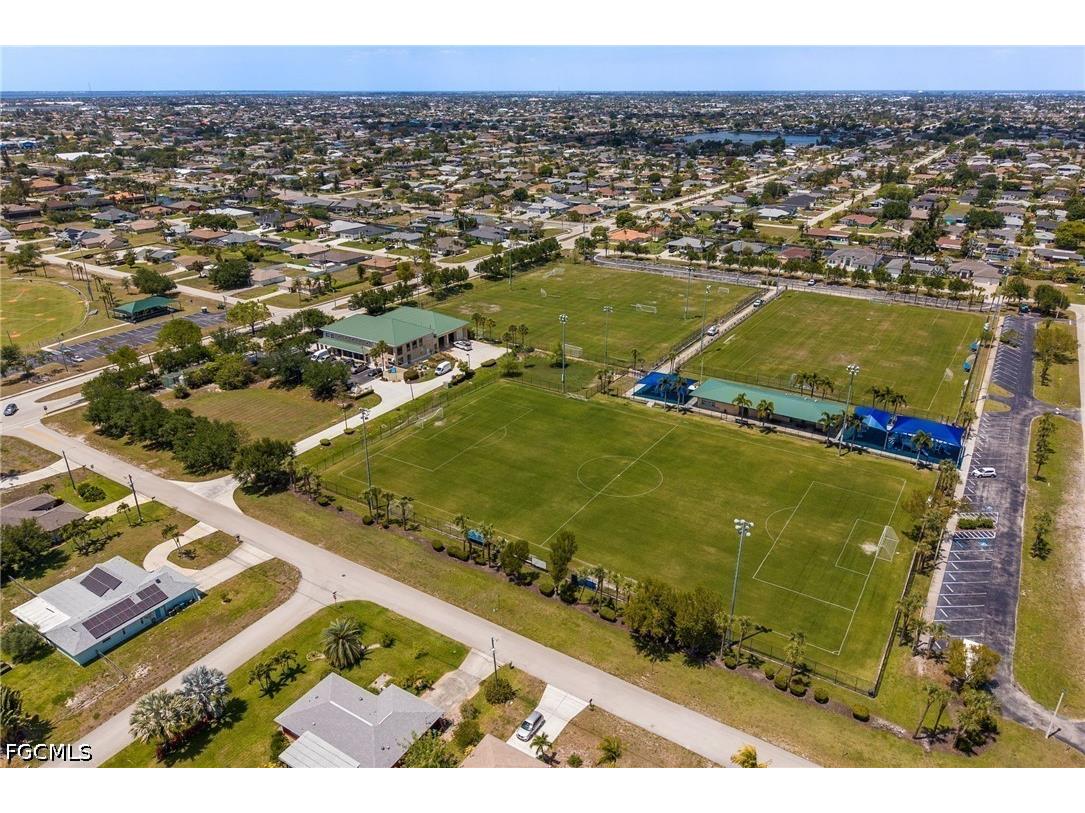 425 SW 43rd Lane Cape Coral FL 33914 2026019155 image29
