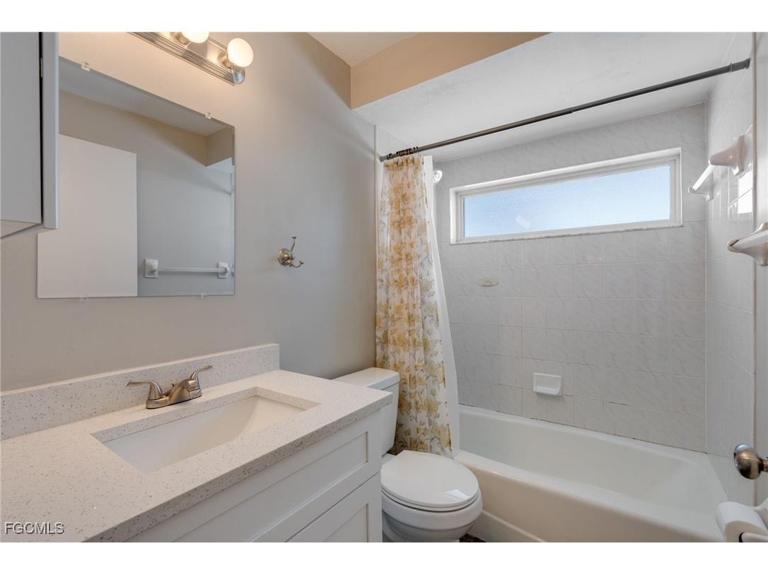 425 SW 47th Terrace #5-8 Cape Coral FL 33914 2025019547 image11