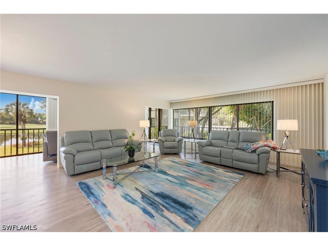 425 Wildwood Lane Naples FL 34105 226012954 image1