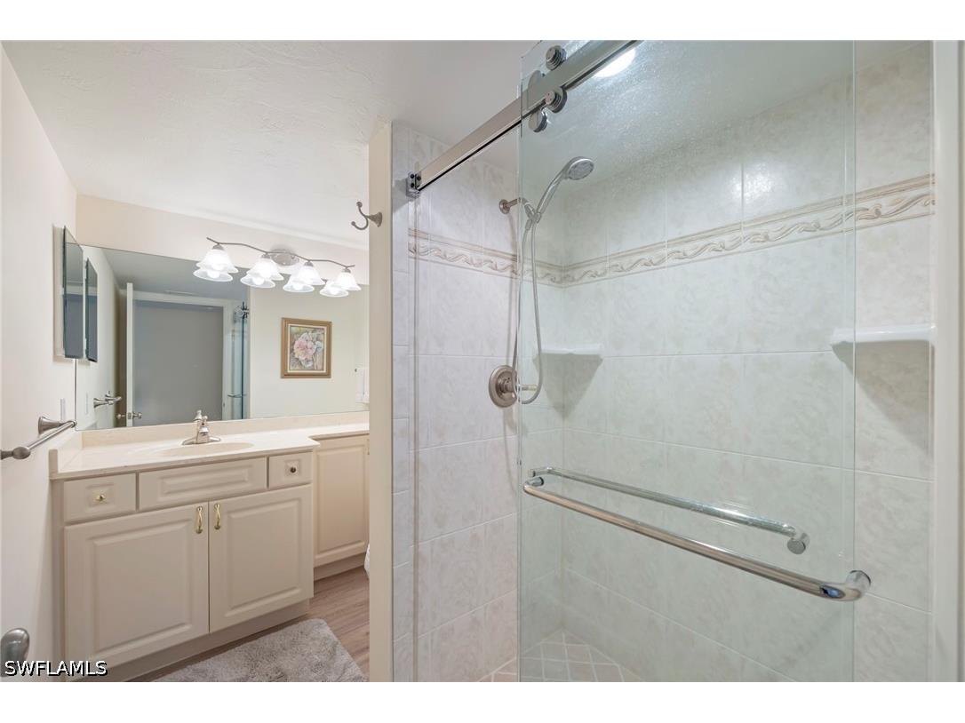 425 Wildwood Lane Naples FL 34105 226012954 image17