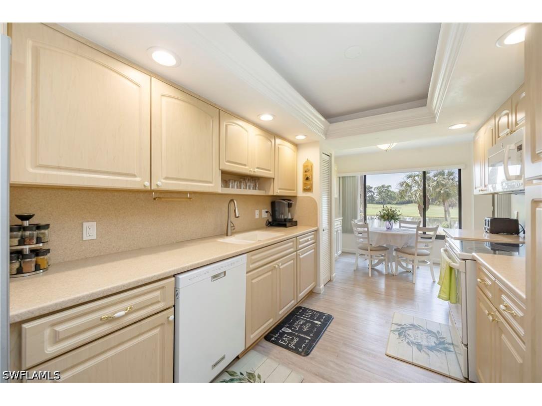 425 Wildwood Lane Naples FL 34105 226012954 image8