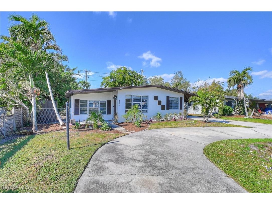 4250 Lagg Avenue Fort Myers FL 33901 225039083 image1