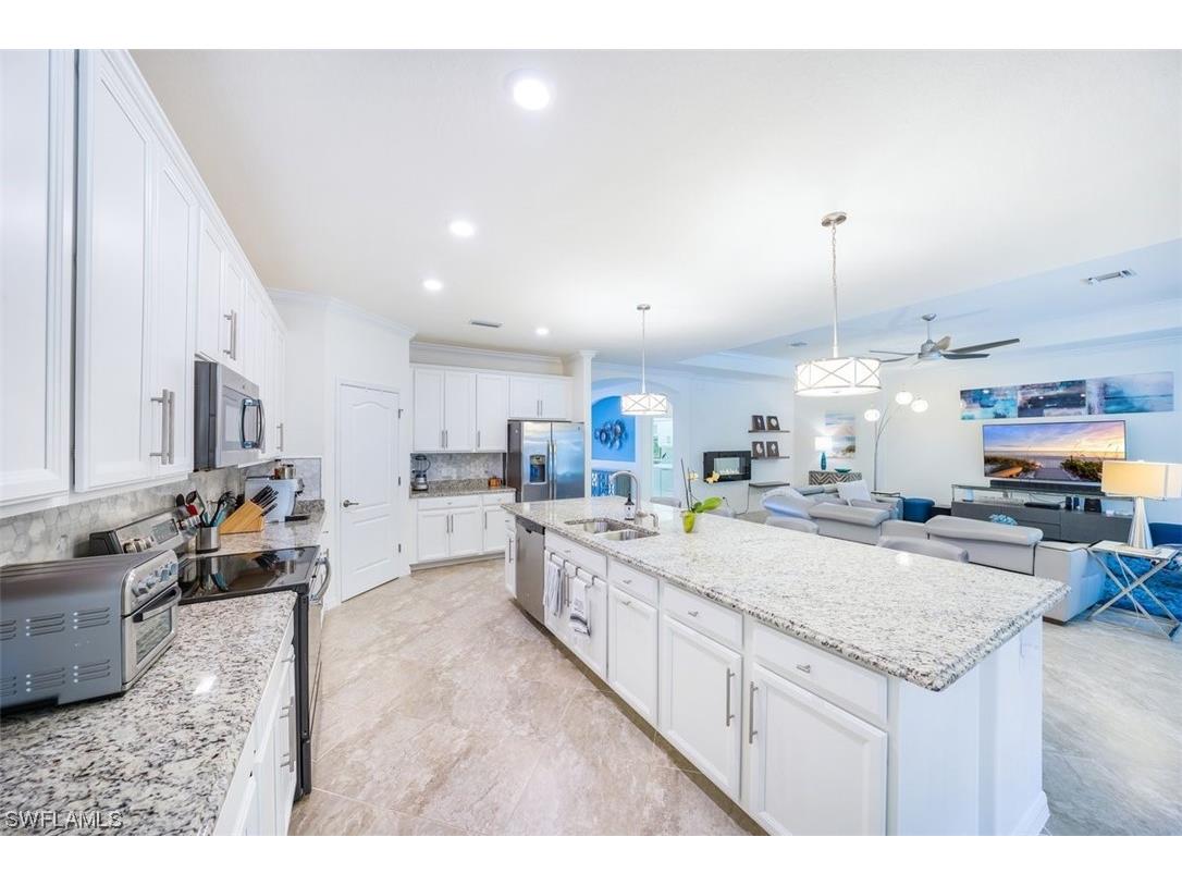 4250 Raffia Preserve Way Naples FL 34119 223090184 image1