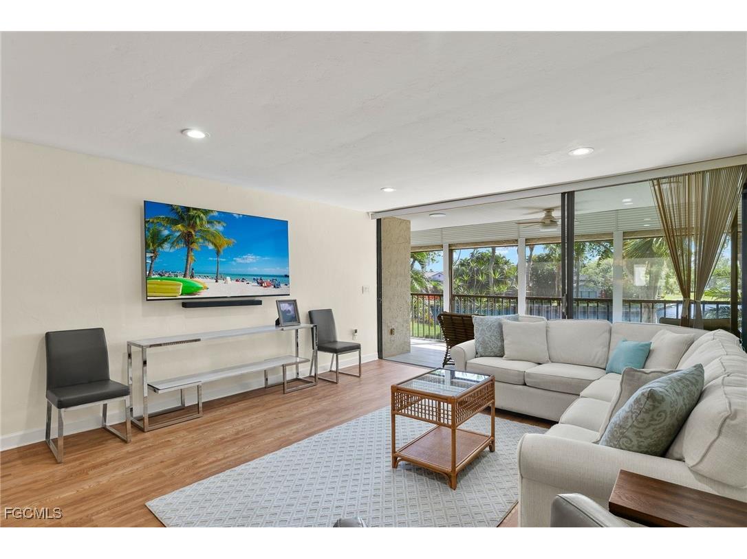 4250 Steamboat Bend #202 Fort Myers FL 33919 2025014228 image10