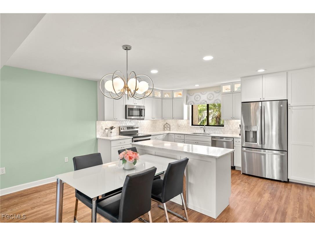 4250 Steamboat Bend #202 Fort Myers FL 33919 2025014228 image7