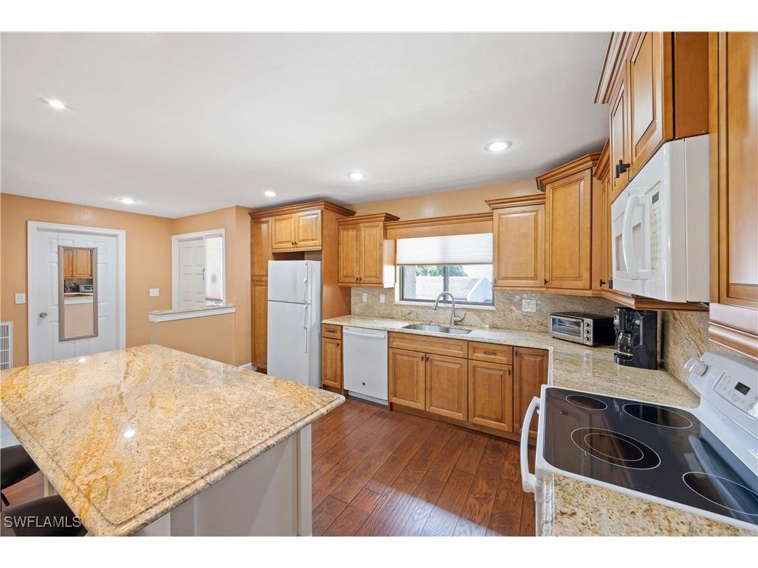 4250 Steamboat Bend #203 Fort Myers FL 33919 225079975 image9