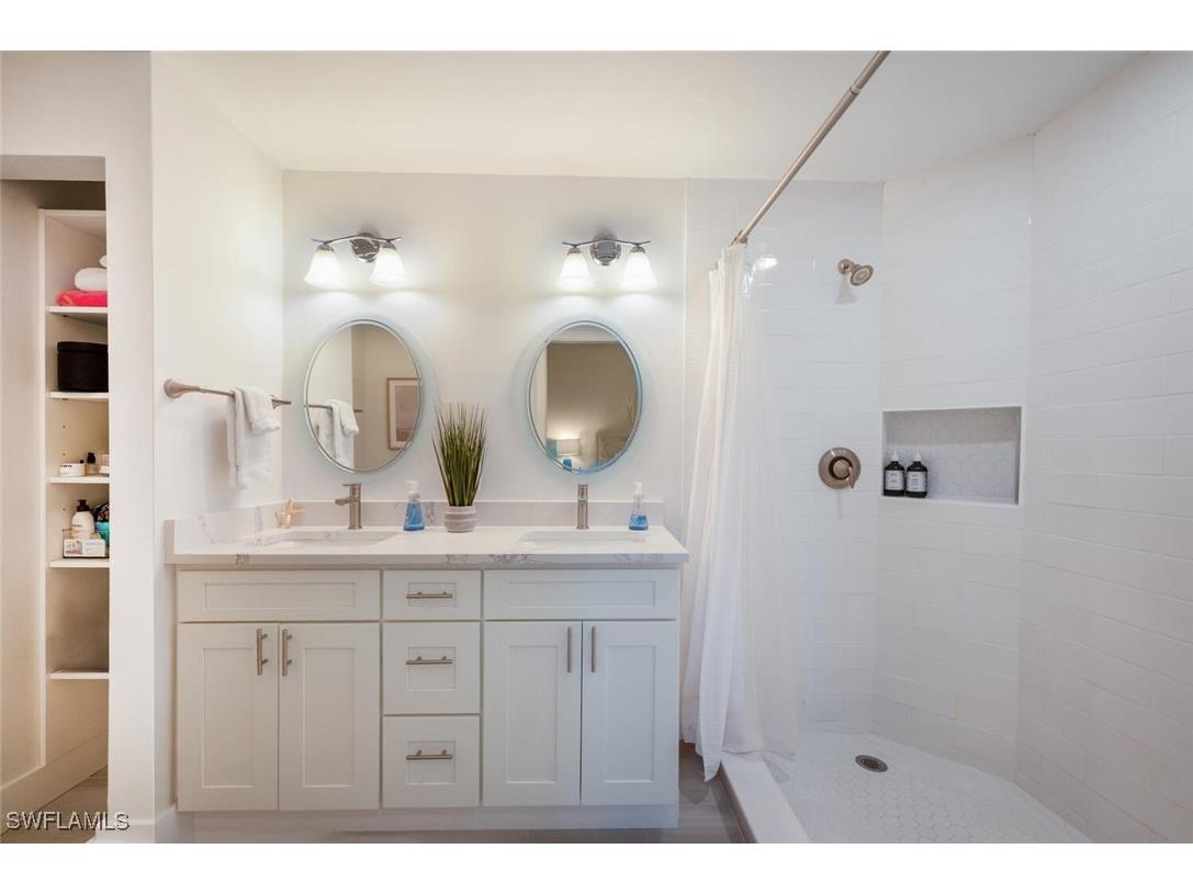 4251 Covey Circle #17C Naples FL 34109 225072197 image17