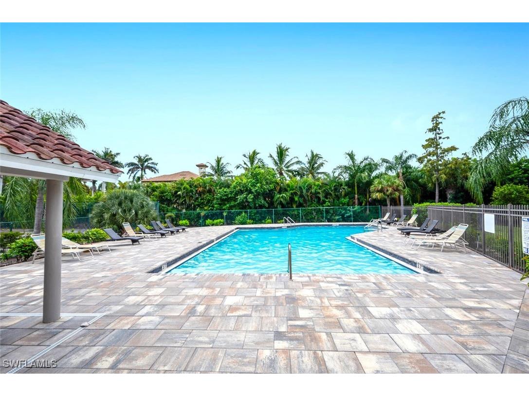 4251 Covey Circle #17C Naples FL 34109 225072197 image25